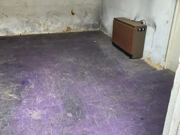 The same rooms emptied, floors clear