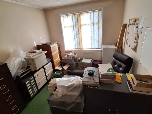 Offices and workshop before a commercial clearance