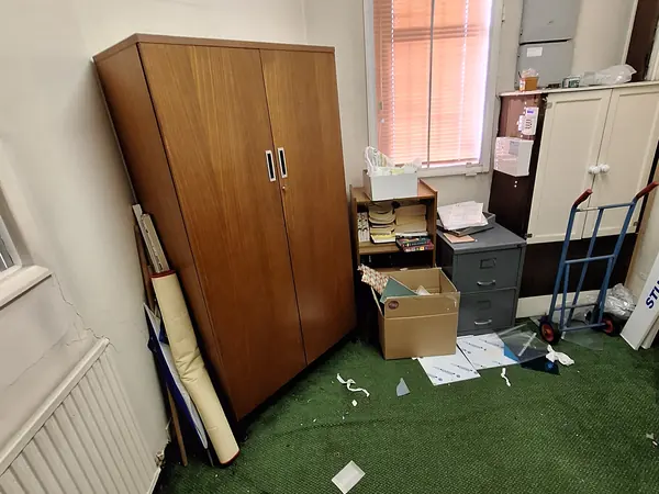 Offices and workshop before a commercial clearance