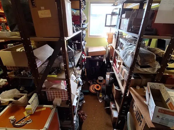 Offices and workshop before a commercial clearance
