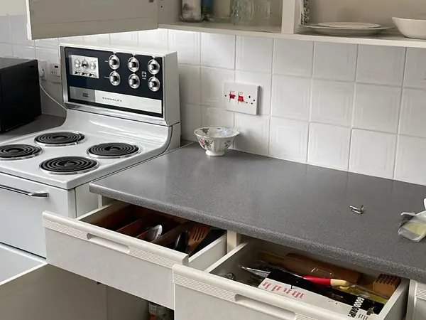 Furnished house before a probate clearance
